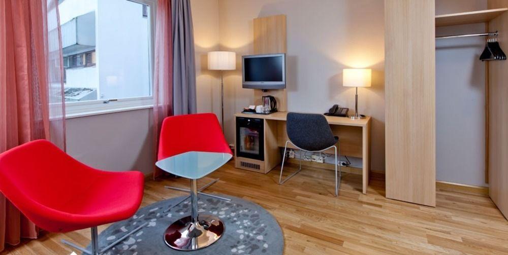 Thon Hotel Lillestrom Bagian luar foto