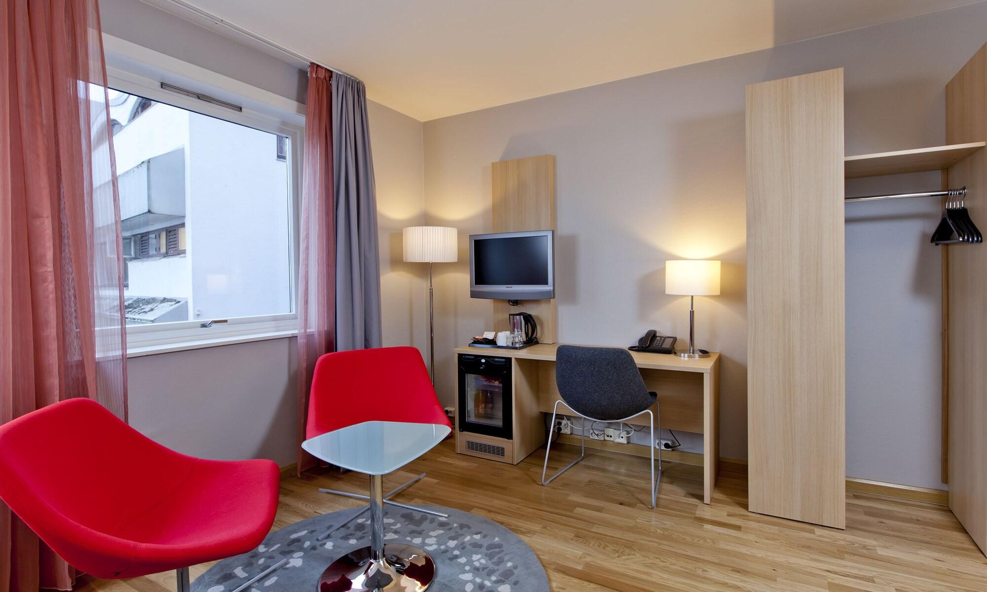 Thon Hotel Lillestrom Bagian luar foto