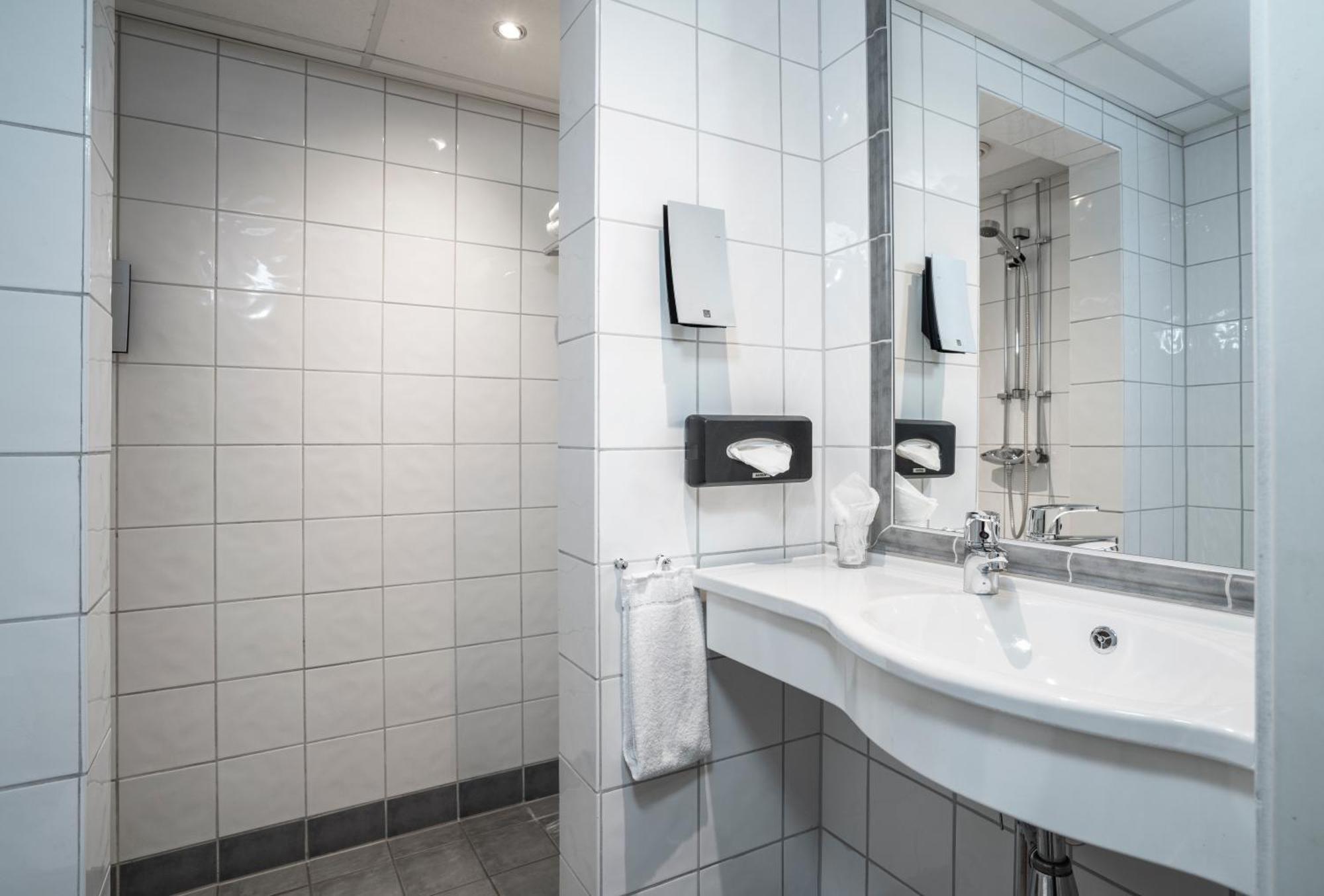 Thon Hotel Lillestrom Bagian luar foto