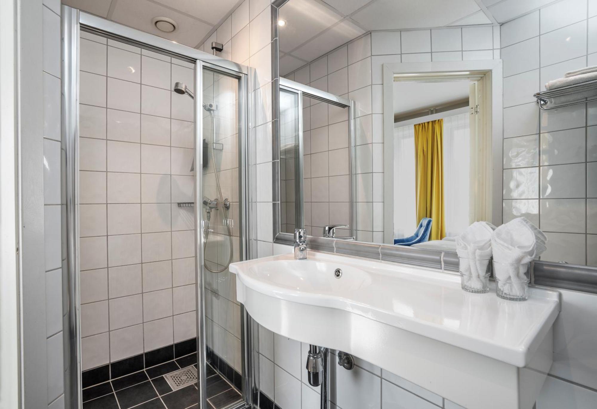 Thon Hotel Lillestrom Bagian luar foto